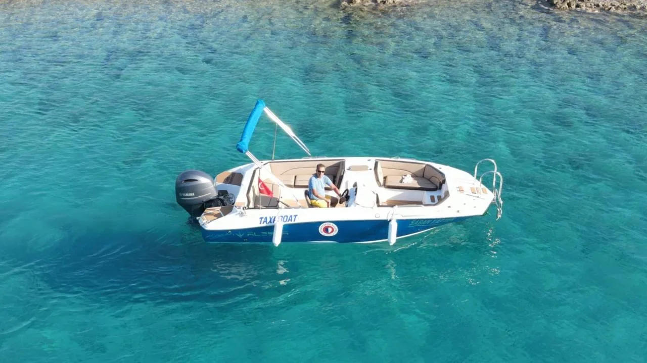 1722506039_speed_boat_rent_oludeniz_chillaxtravel (1)