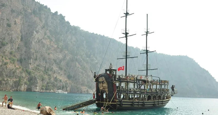 fethiye-oludeniz-korsan-tekne-turu-01